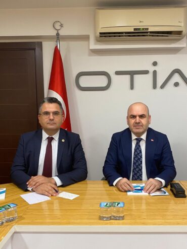 İyi Parti Ekonomiden Sorumlu Genel Başkan Yardımcısı ve Balıkesir Milletvekili Sayın Burak Dalgın beraberindeki heyet ile birlikte OTİAD'ı ziyaret etti.